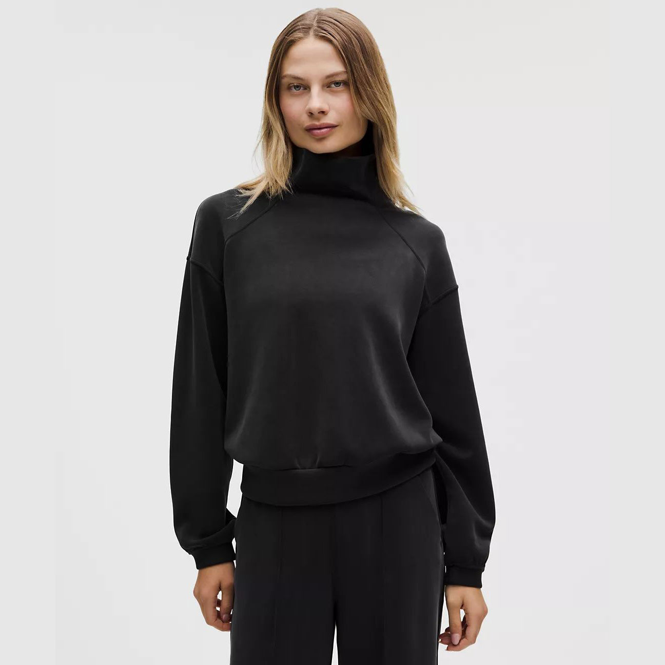 Lululemon Women's Softstream Funnel Neck