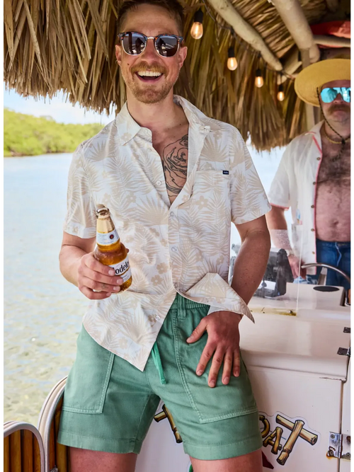 Chubbies Men's The Fern FLow BreezeTech Short Sleeved Button-Up