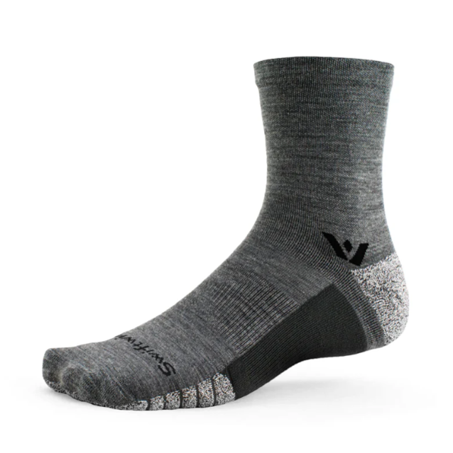 Swiftwick Flite XT Trail Mid Crew